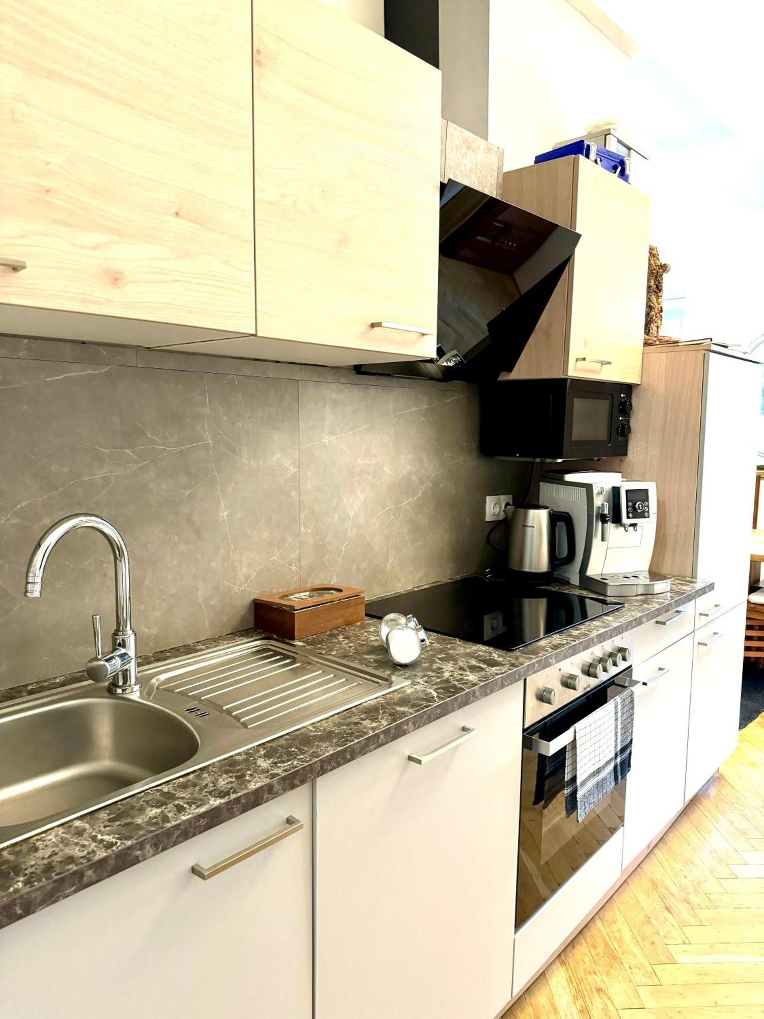 Belvedere Apartment Виена Екстериор снимка